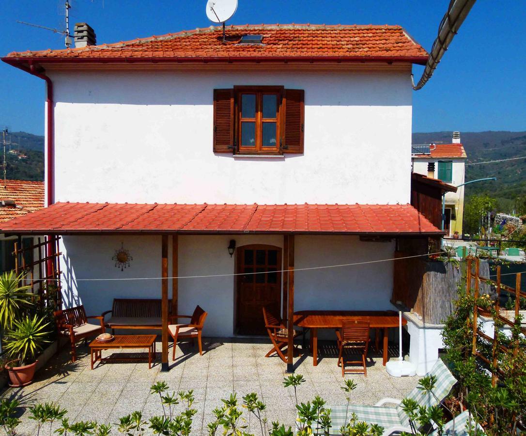Villa Un Posto Al Sole à Diano San Pietro Extérieur photo